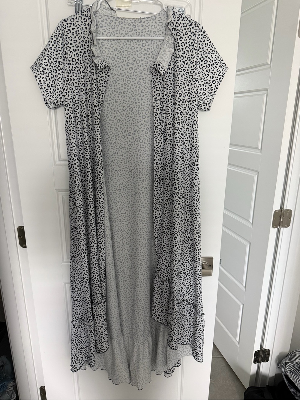 White and black Leopard Print Maxi Duster Souther Stitch